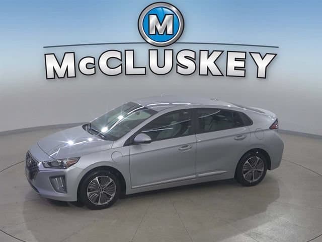 2021 Hyundai Ioniq Plug-In Hybrid SE — photo 1 of 39