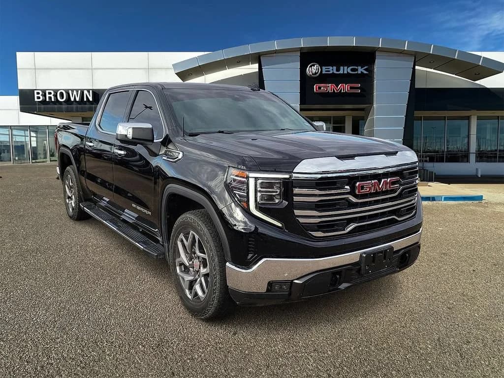 2023 GMC Sierra 1500 SLT — photo 1 of 25