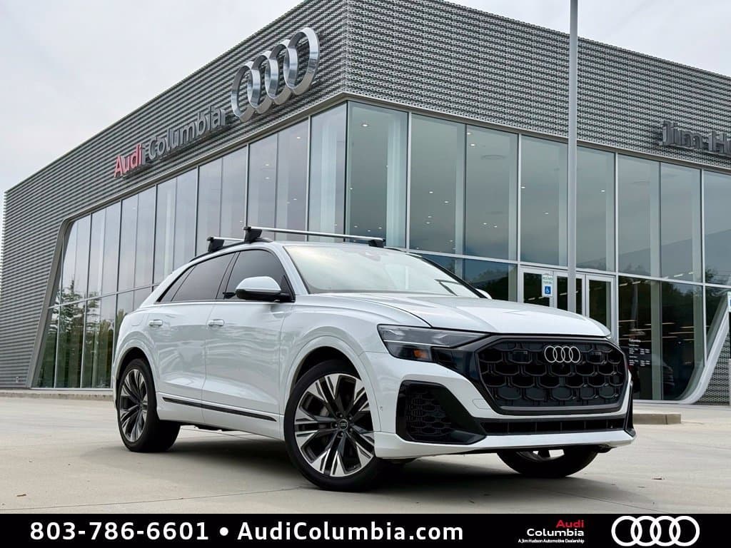 2024 Audi Q8 Prestige — photo 1 of 36