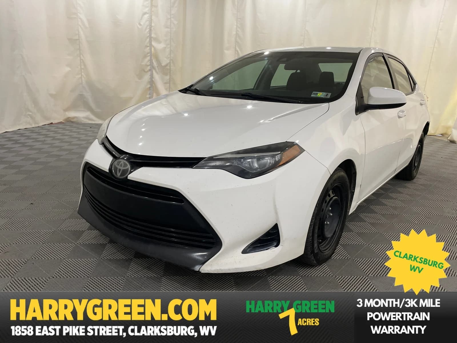 2018 Toyota Corolla LE — photo 1 of 27