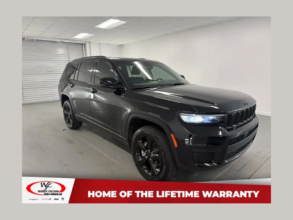 2025 Jeep Grand Cherokee L Altitude — photo 1 of 20