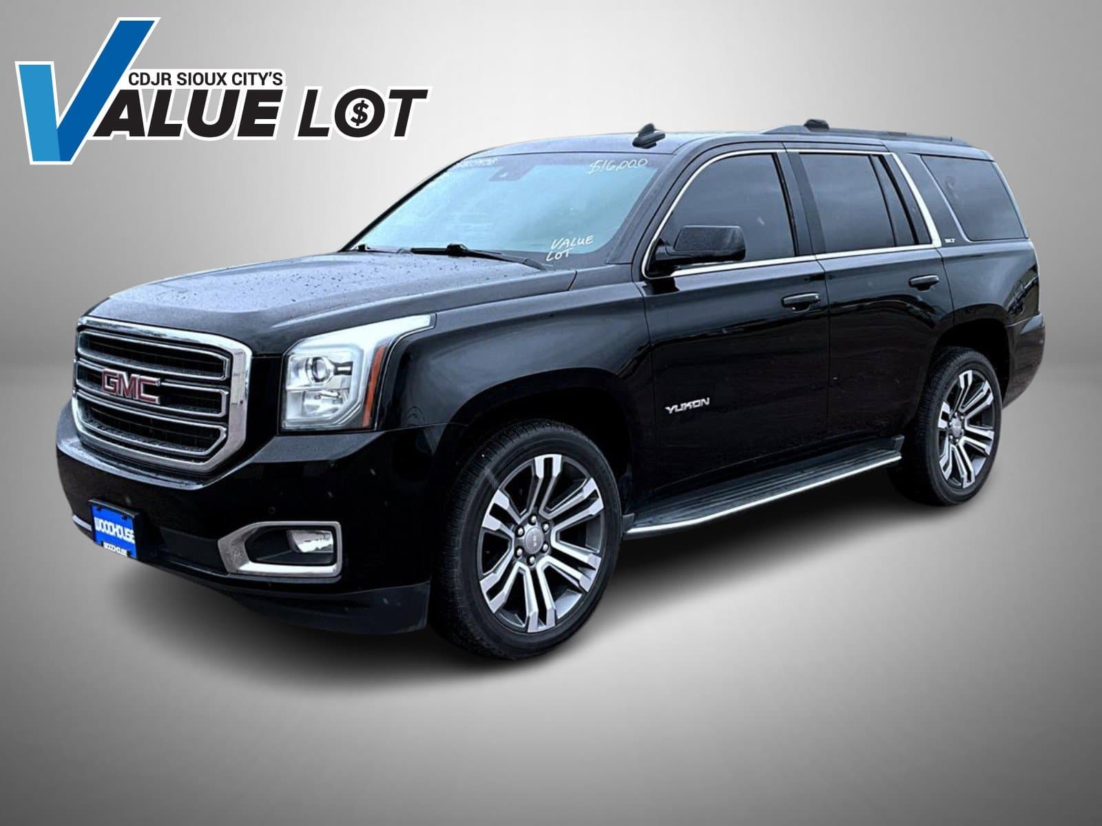 2015 GMC Yukon SLT — photo 1 of 28