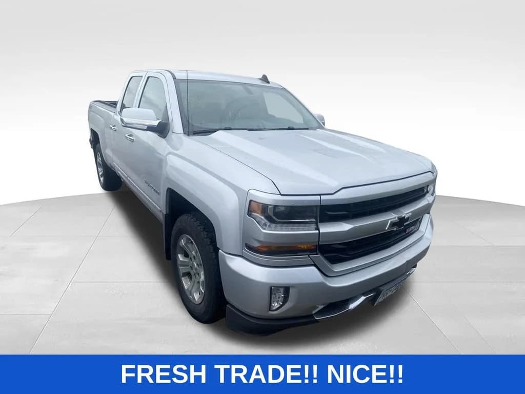 2017 Chevrolet Silverado 1500 LT — photo 1 of 4