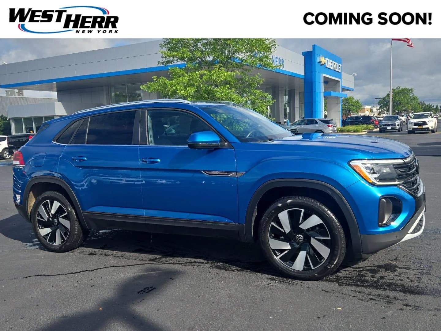 2024 Volkswagen Atlas Cross Sport 2.0T SE w/Technology — photo 1 of 16