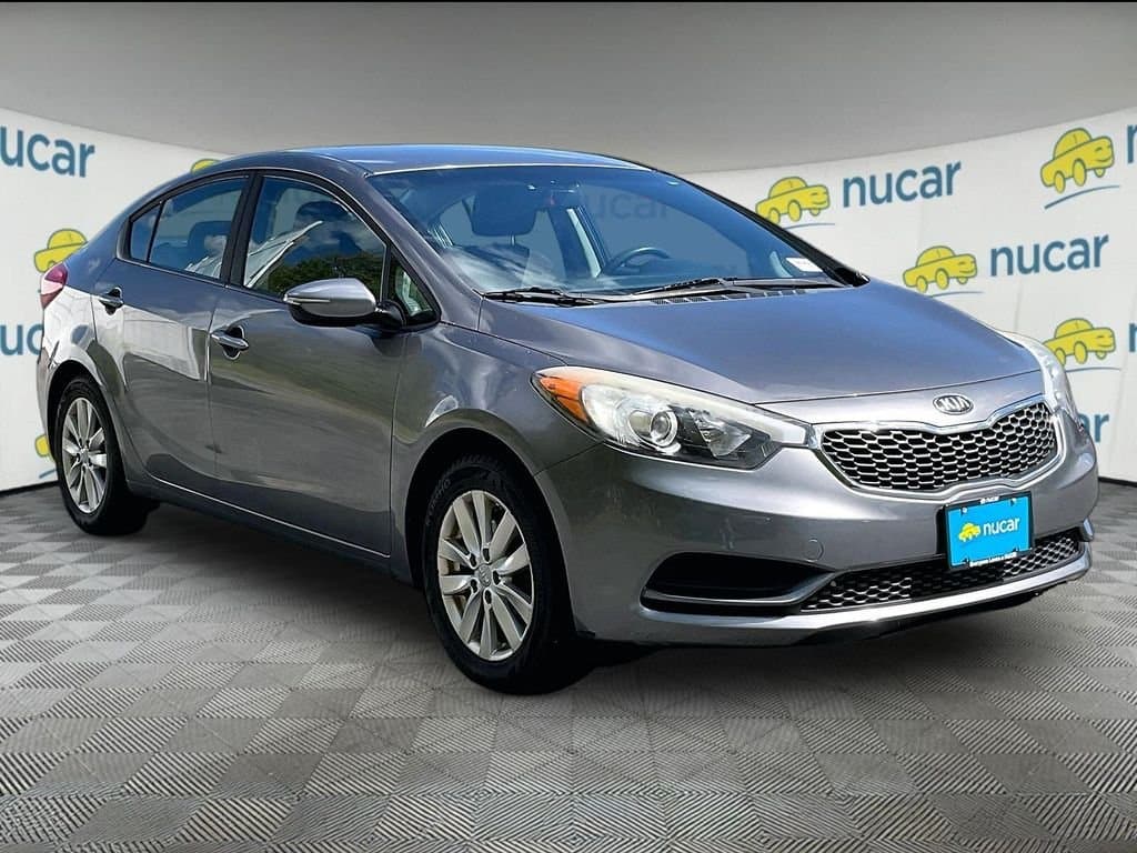 2016 Kia Forte LX — photo 1 of 6