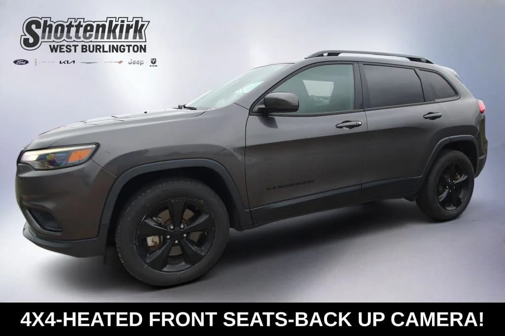 2020 Jeep Cherokee Latitude Plus — photo 1 of 41