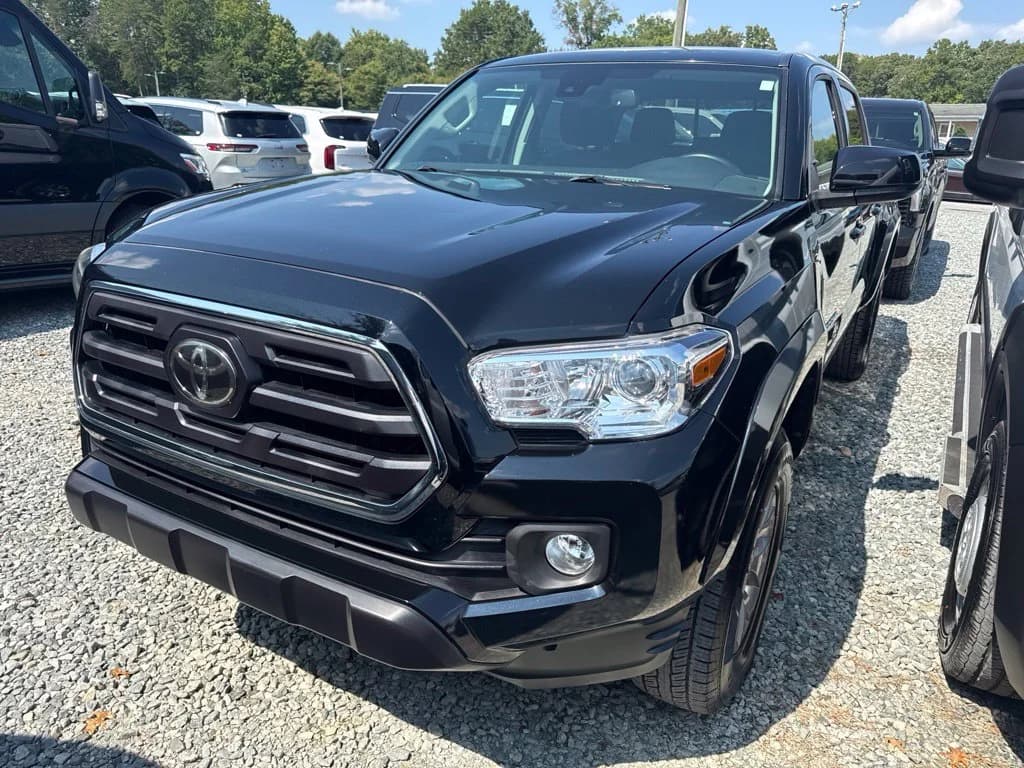 2019 Toyota Tacoma 2WD SR5 — photo 1 of 4