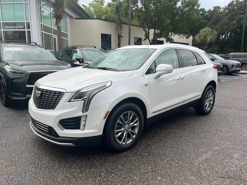 2021 Cadillac XT5 Premium Luxury — photo 1 of 10