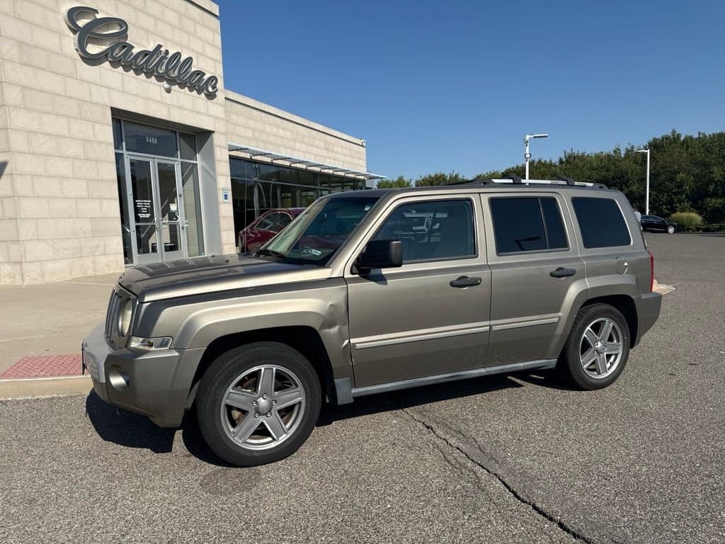 2008 Jeep Patriot Limited — photo 1 of 14