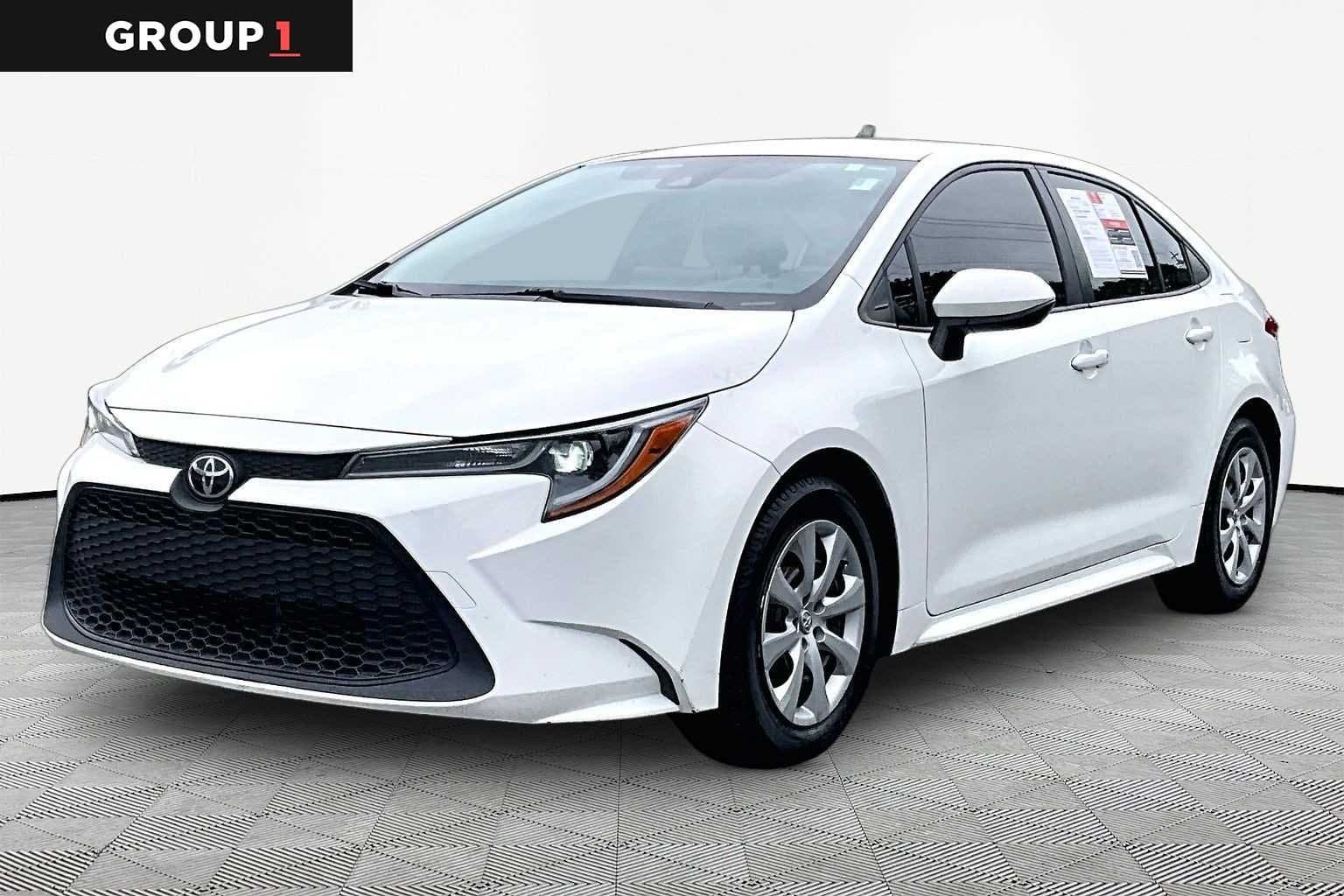 2021 Toyota Corolla LE — photo 1 of 34