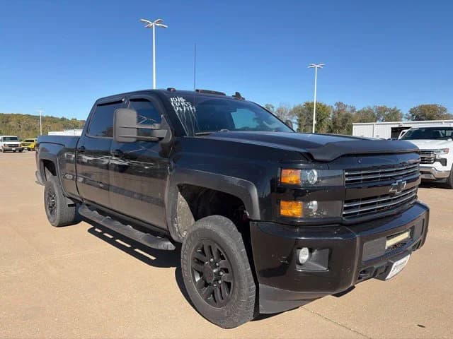 2016 Chevrolet Silverado 2500HD LT — photo 1 of 25