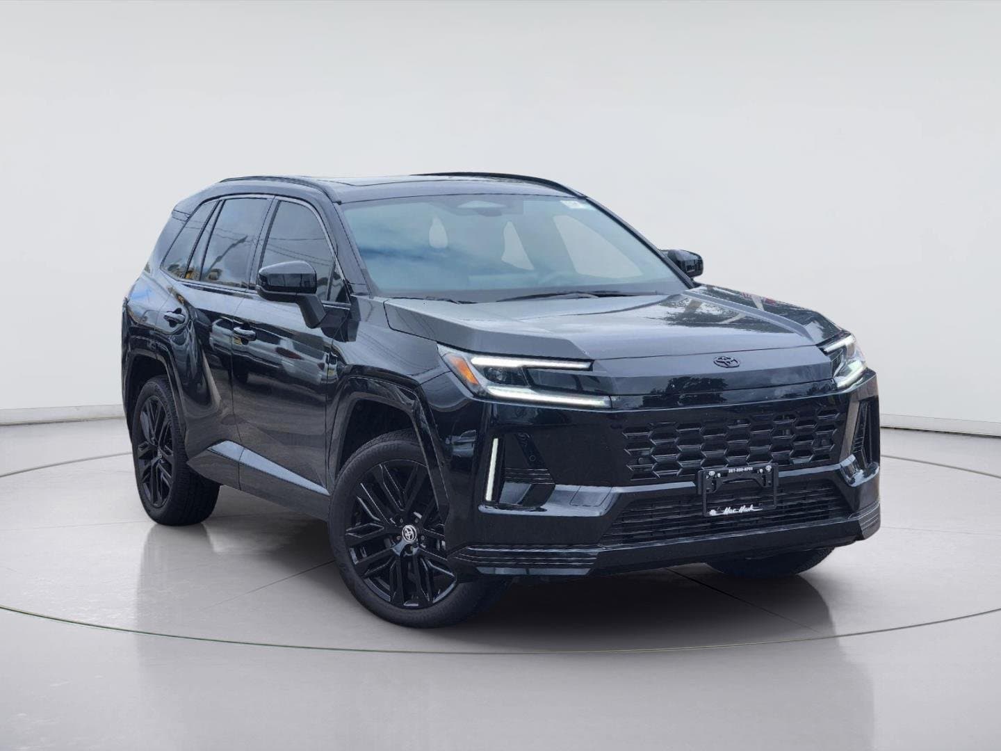 2026 Toyota RAV4 Plug-In Hybrid XSE — photo 1 of 32