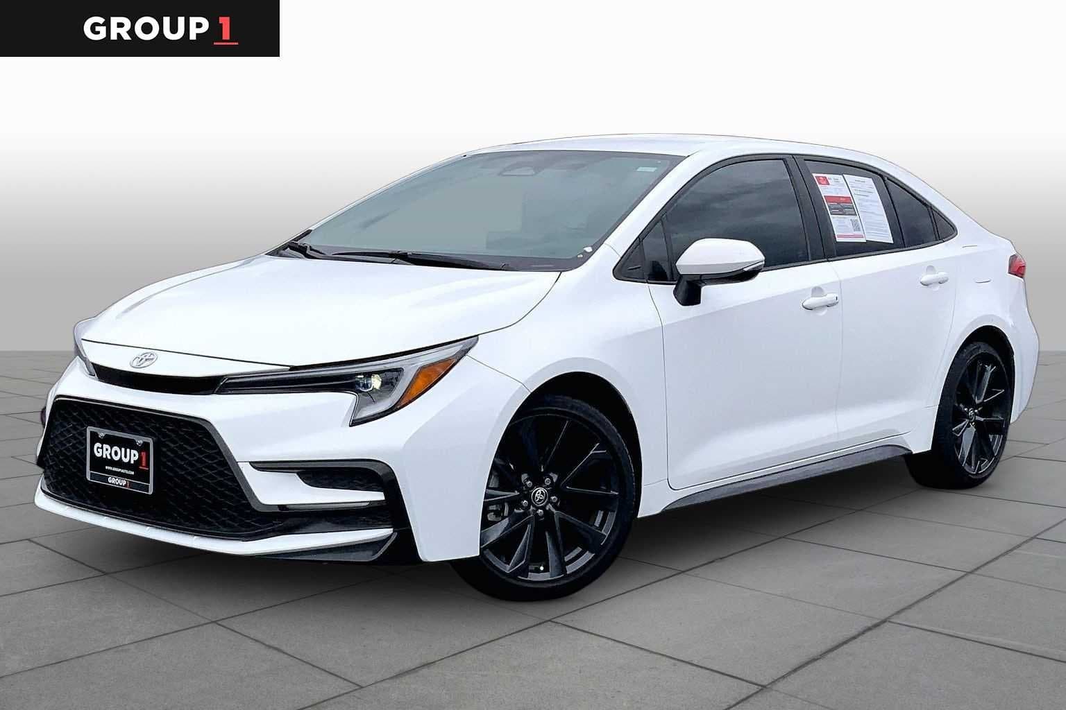 2024 Toyota Corolla SE — photo 1 of 37