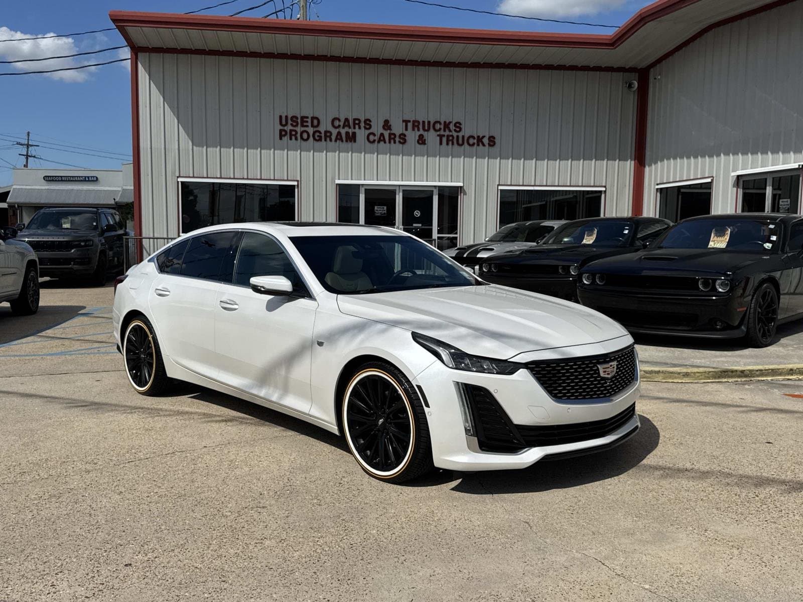 2021 Cadillac CT5 Premium Luxury — photo 1 of 27