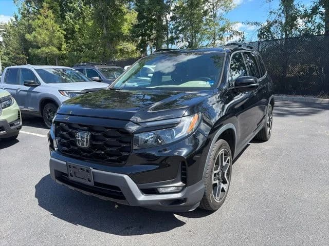2022 Honda Passport Elite — photo 1 of 12