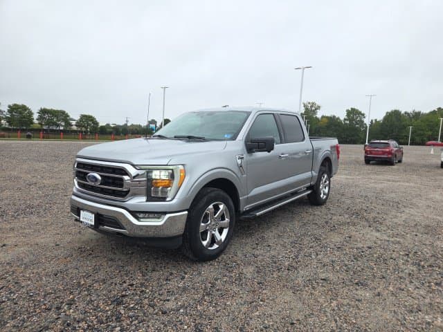 2022 Ford F-150 XLT — photo 1 of 39