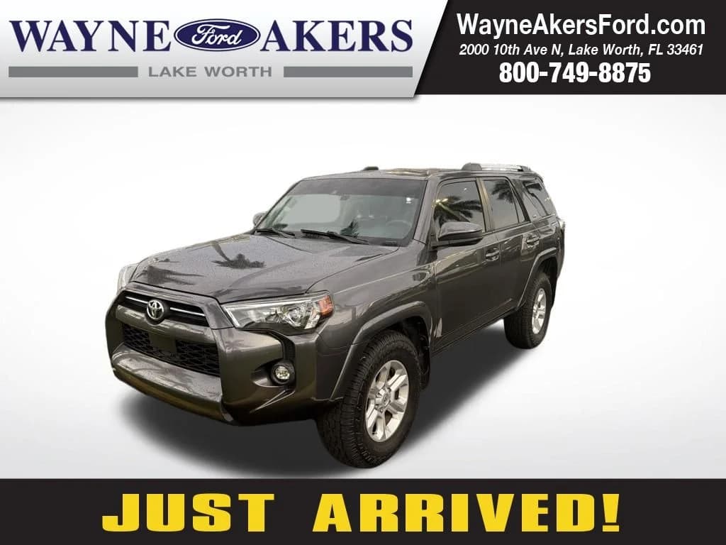 2023 Toyota 4Runner SR5 — photo 1 of 5