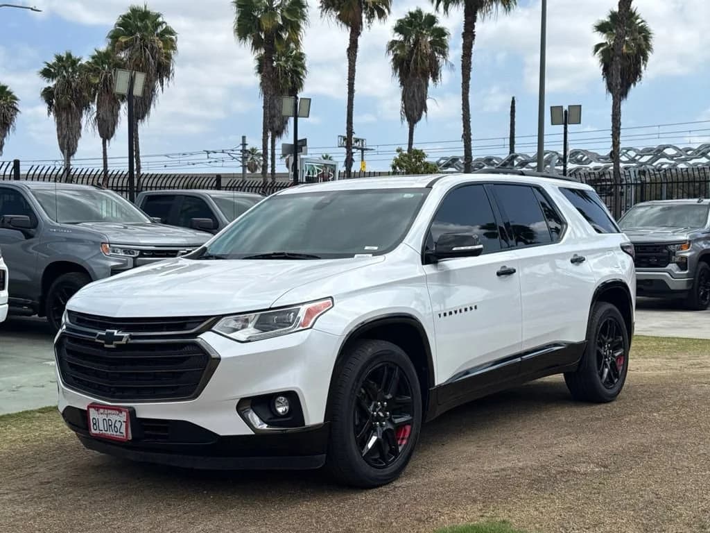 2019 Chevrolet Traverse Premier — photo 1 of 12