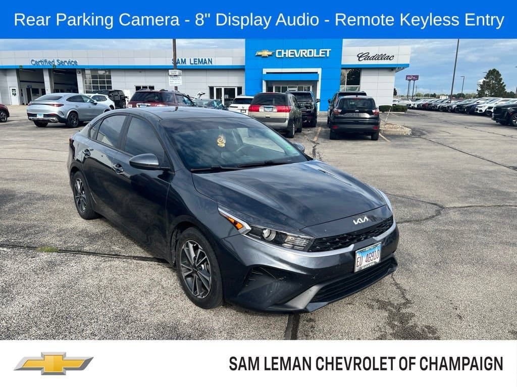 2023 Kia Forte LXS — photo 1 of 8