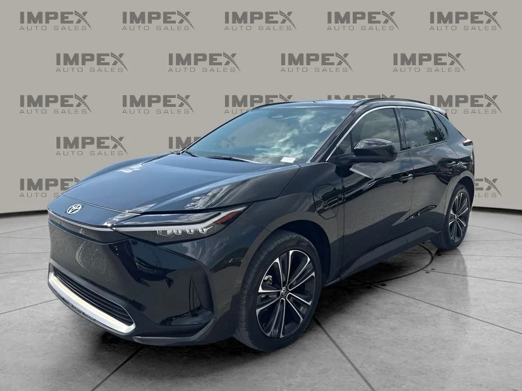 2024 Toyota bZ4X Limited — photo 1 of 33
