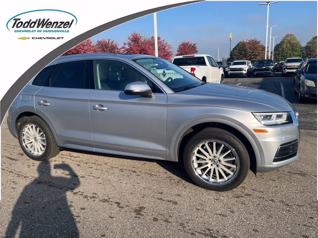 2018 Audi Q5 Premium Plus — photo 1 of 14