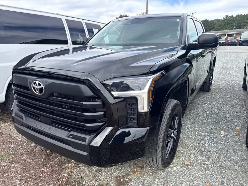 2024 Toyota Tundra 4WD SR — photo 1 of 4