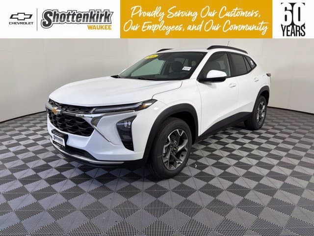 2026 Chevrolet Trax LT — photo 1 of 62