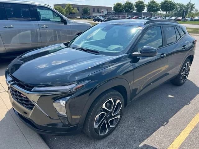 2024 Chevrolet Trax 2RS — photo 1 of 10