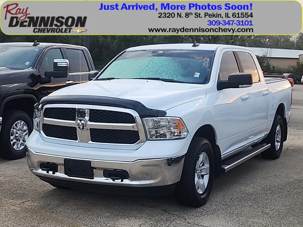 2020 RAM 1500 Classic SLT — photo 1 of 3