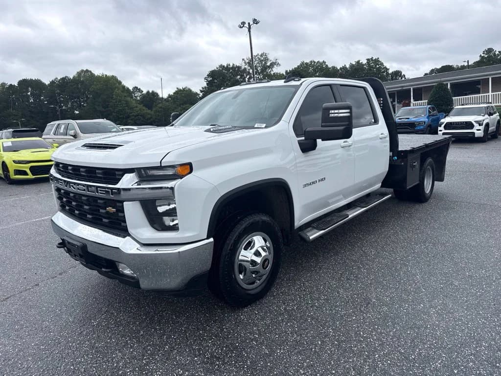 2023 Chevrolet Silverado 3500HD LT — photo 1 of 5