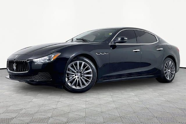 2017 Maserati Ghibli Base — photo 1 of 28