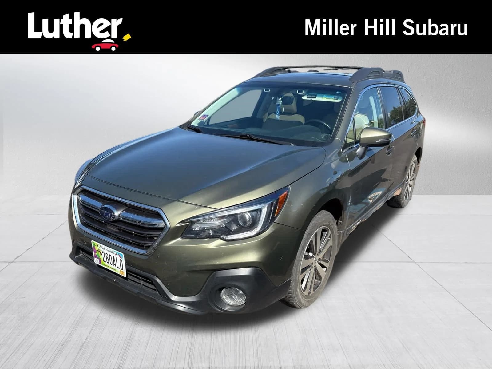 2018 Subaru Outback Limited — photo 1 of 15