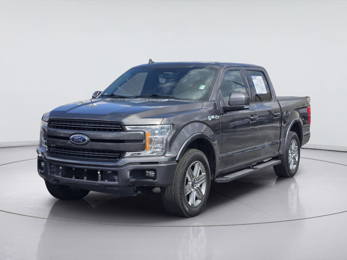 2018 Ford F-150 LARIAT — photo 1 of 31