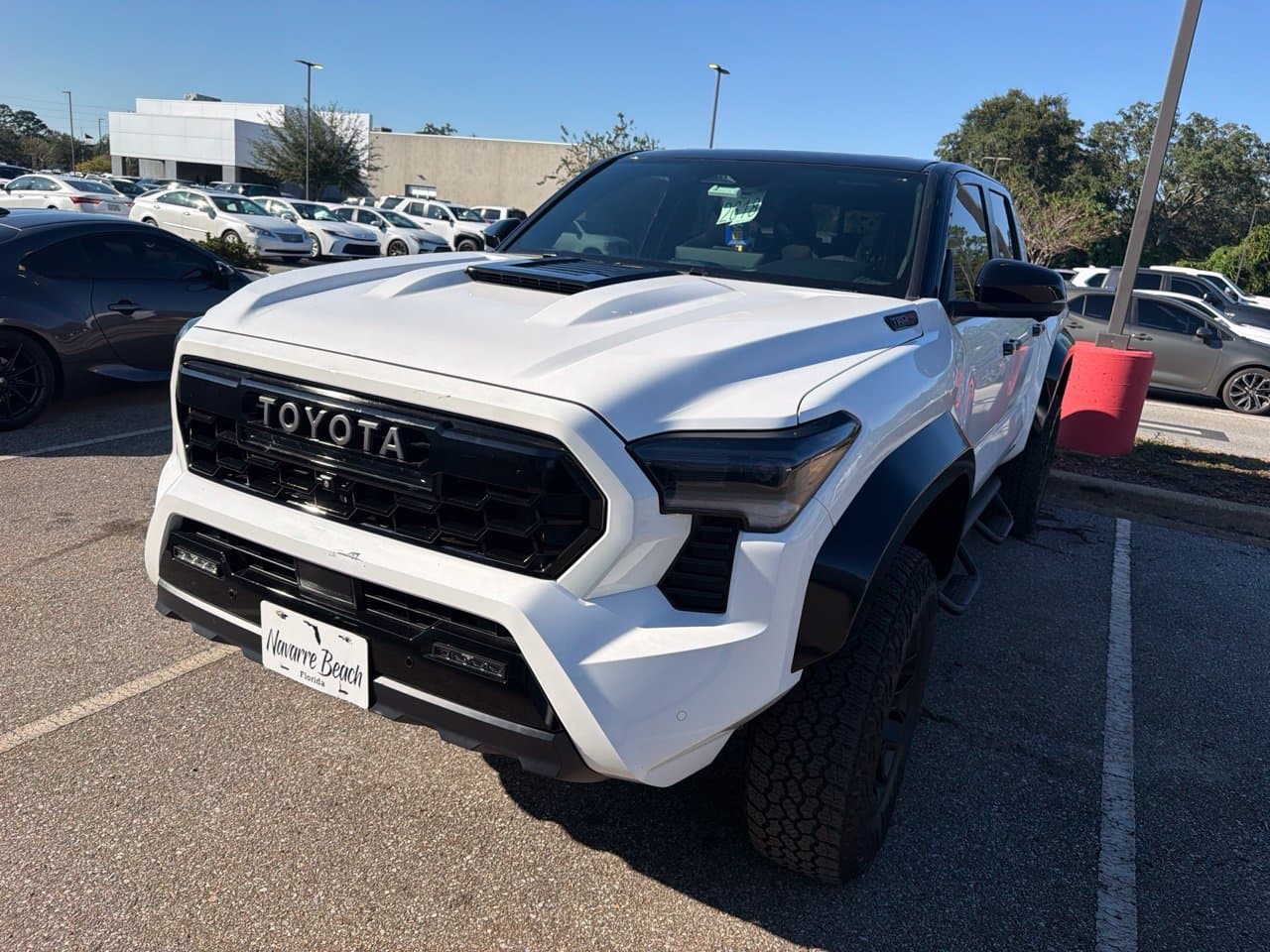 2026 Toyota Tacoma 4WD TRD Pro Hybrid — photo 1 of 8