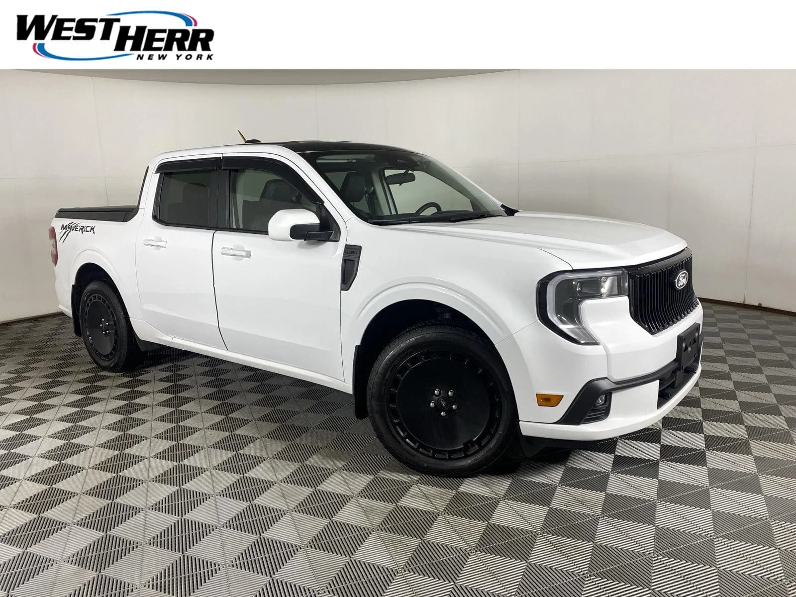 2025 Ford Maverick Lobo High — photo 1 of 26