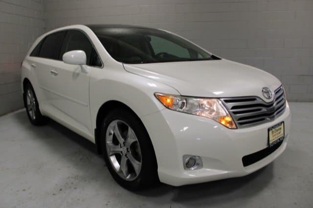 2011 Toyota Venza Base — photo 1 of 25