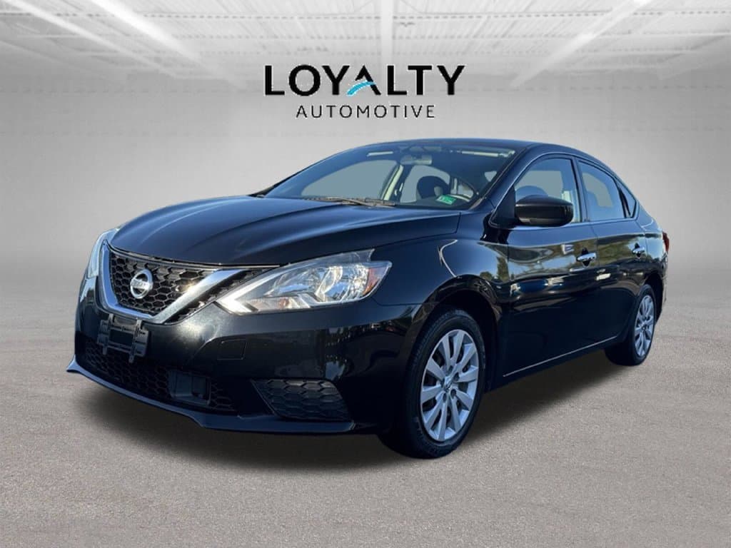 2018 Nissan Sentra S — photo 1 of 34