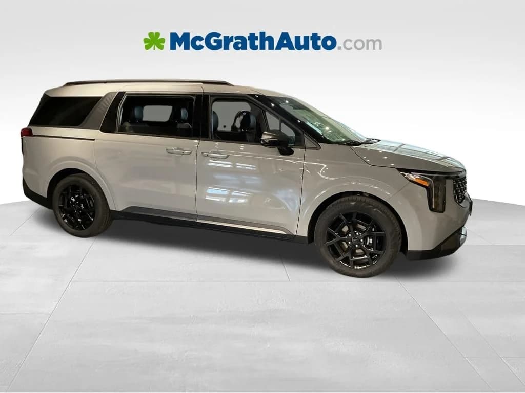 2027 Kia Carnival EX — photo 1 of 29