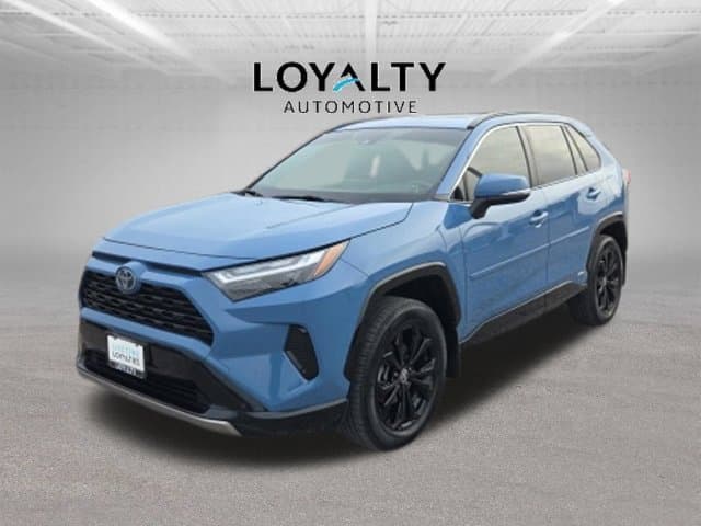2023 Toyota RAV4 Hybrid SE — photo 1 of 34