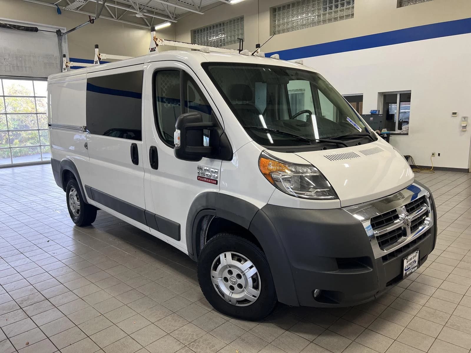 2017 RAM ProMaster Cargo Van Base — photo 1 of 22