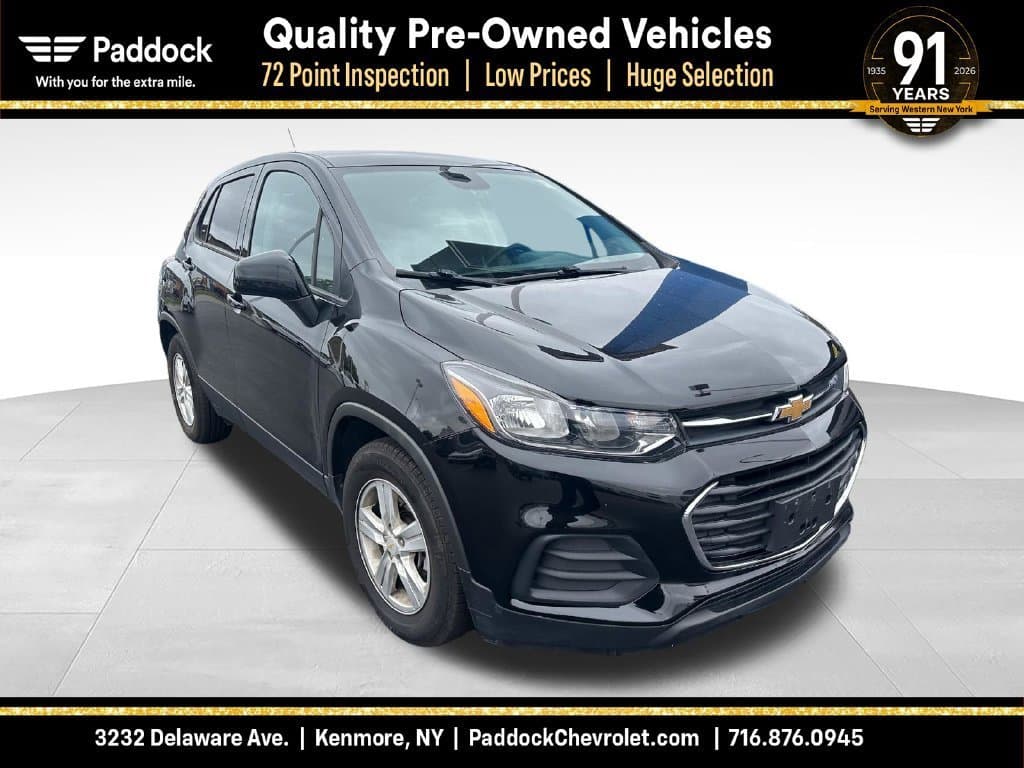 2020 Chevrolet Trax LS — photo 1 of 10