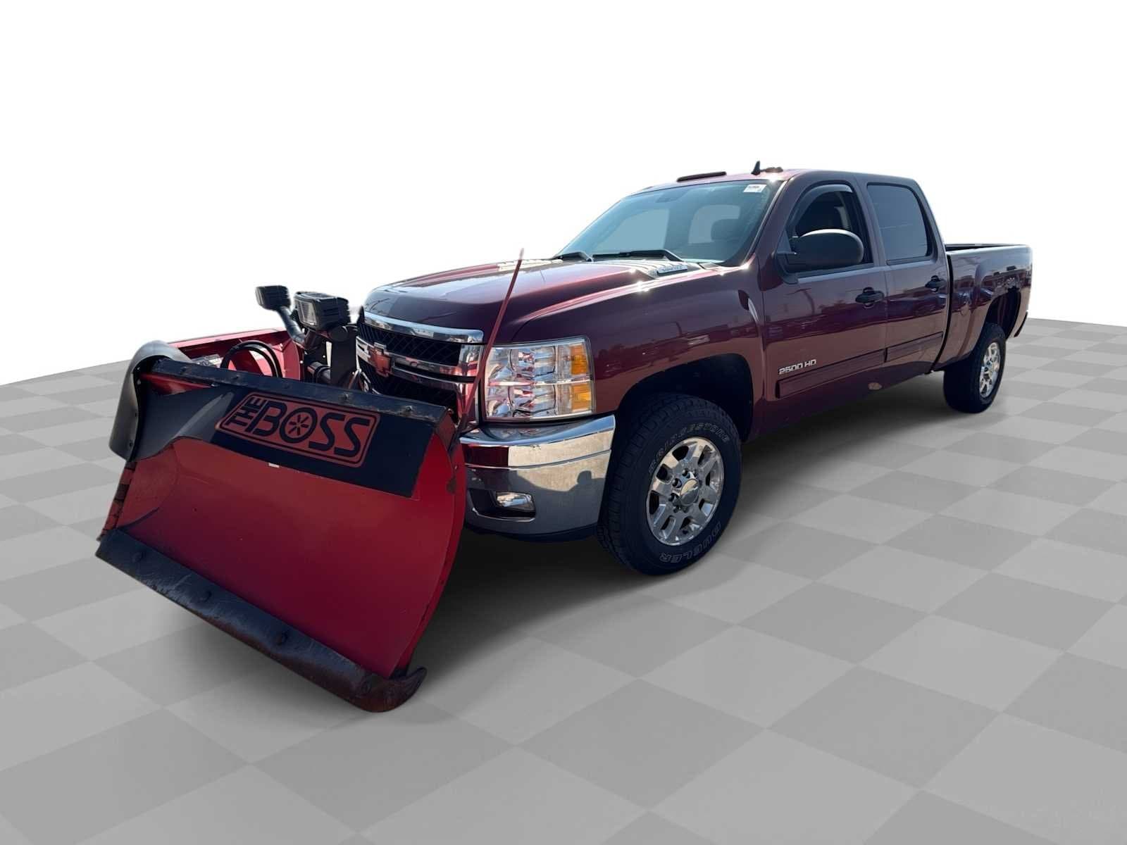 2013 Chevrolet Silverado 2500 HD LT — photo 1 of 9
