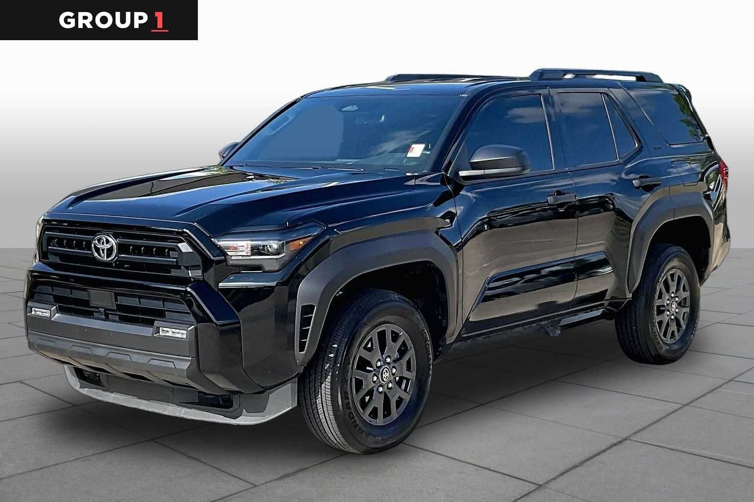2026 Toyota 4Runner SR5 — photo 1 of 32