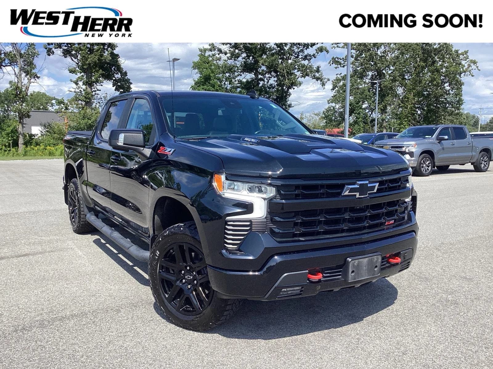 2022 Chevrolet Silverado 1500 LT Trail Boss — photo 1 of 27
