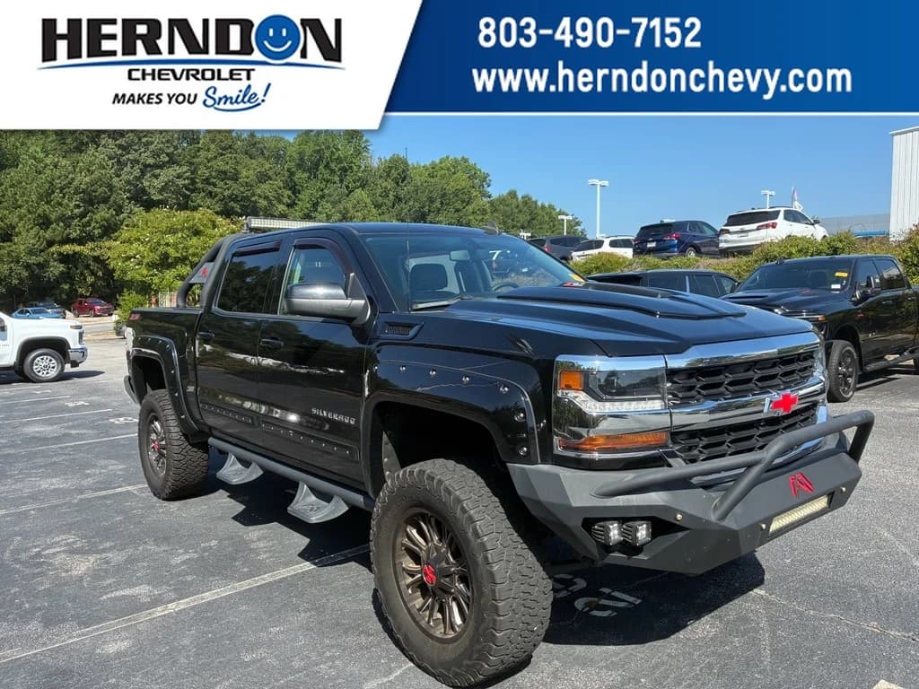 2016 Chevrolet Silverado 1500 LT — photo 1 of 6