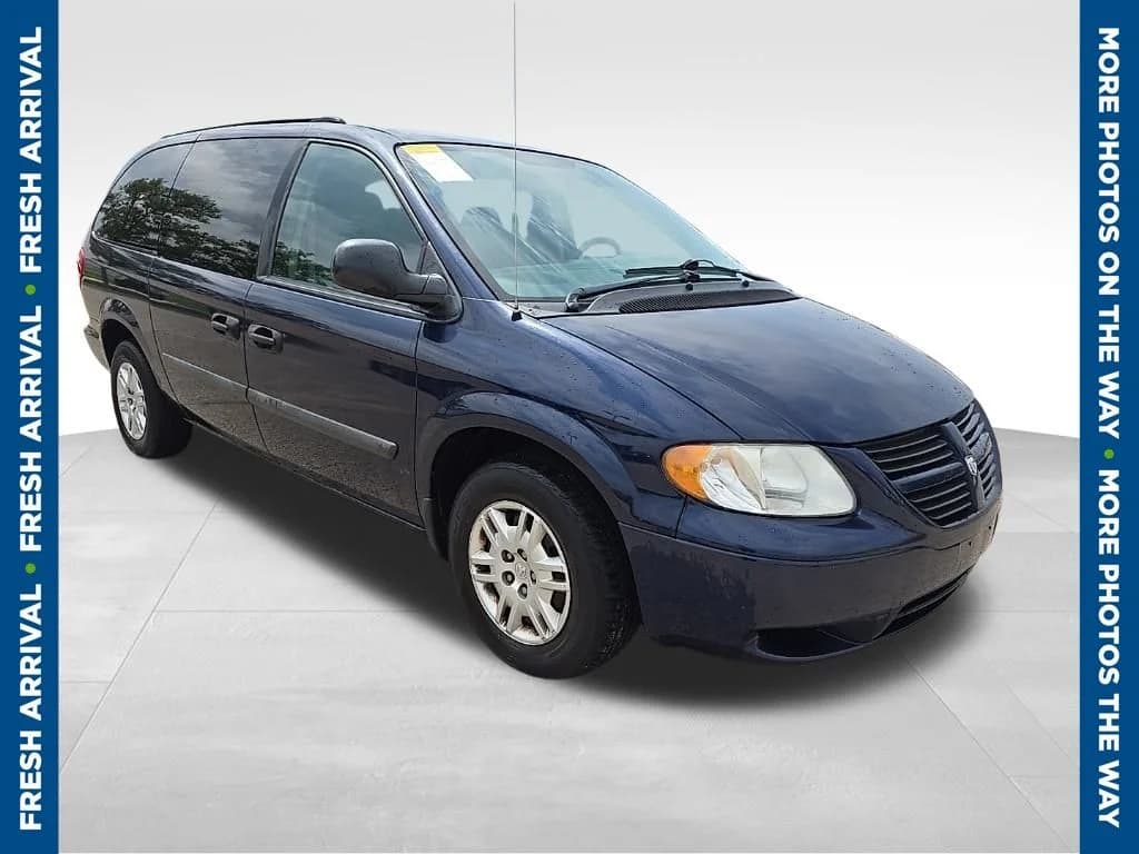 2005 Dodge Grand Caravan SE — photo 1 of 7