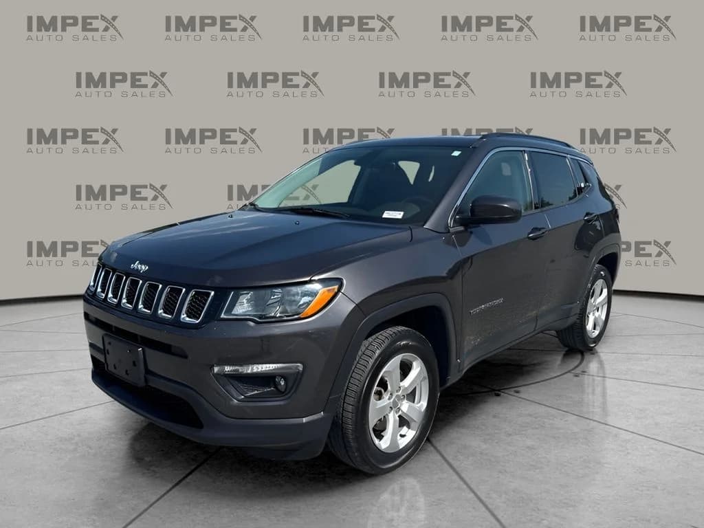 2018 Jeep Compass Latitude — photo 1 of 26