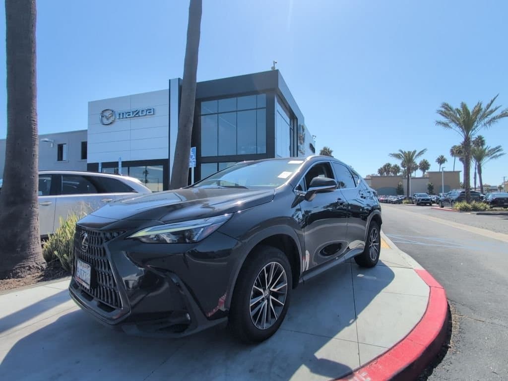 2024 Lexus NX NX 350h Premium — photo 1 of 27