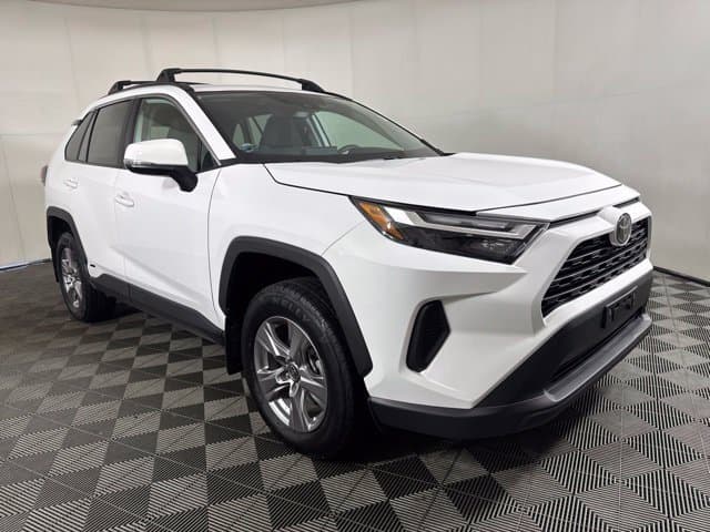 2025 Toyota RAV4 Base — photo 1 of 22