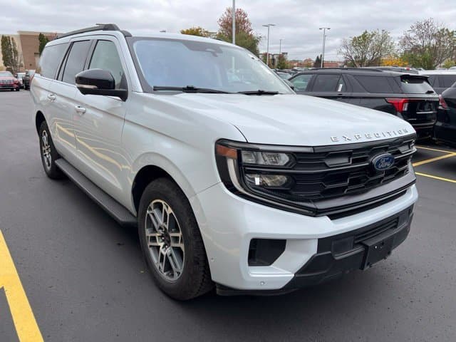 2025 Ford Expedition Max Active — photo 1 of 7